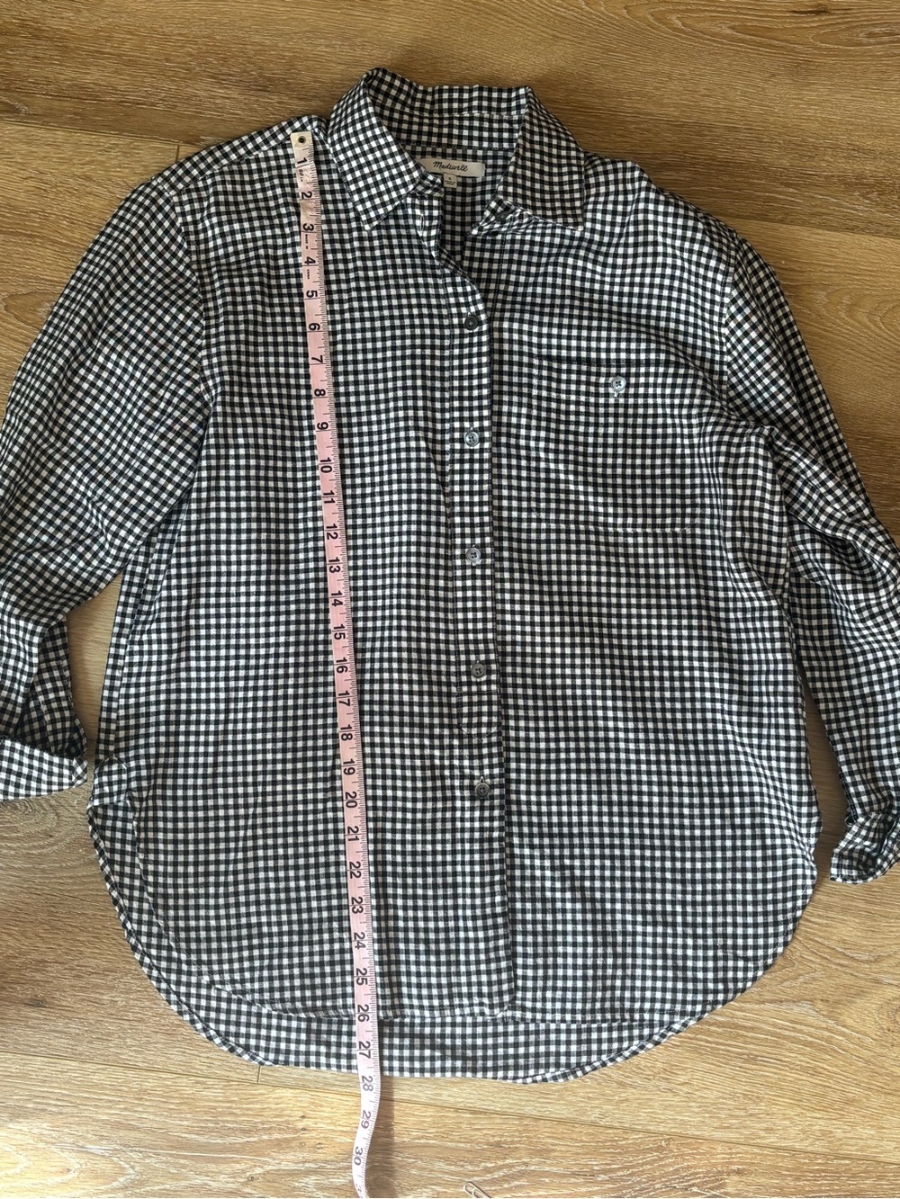 Relaxed Curved Gingham Hem Button-Up Shirt - Picture 6 of 6